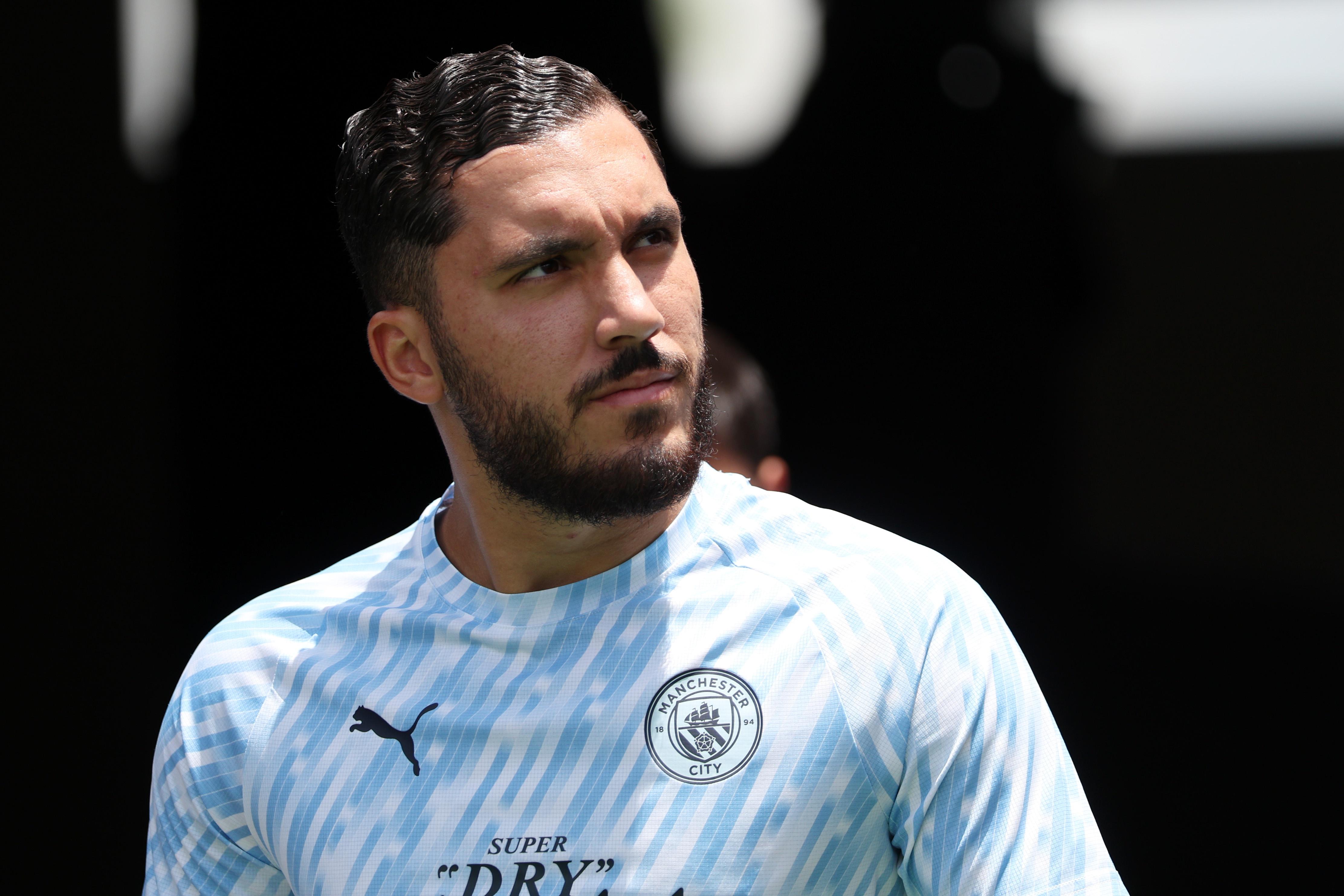 他也能保证, 而谢尔基无 他也能保证, 而谢尔基无