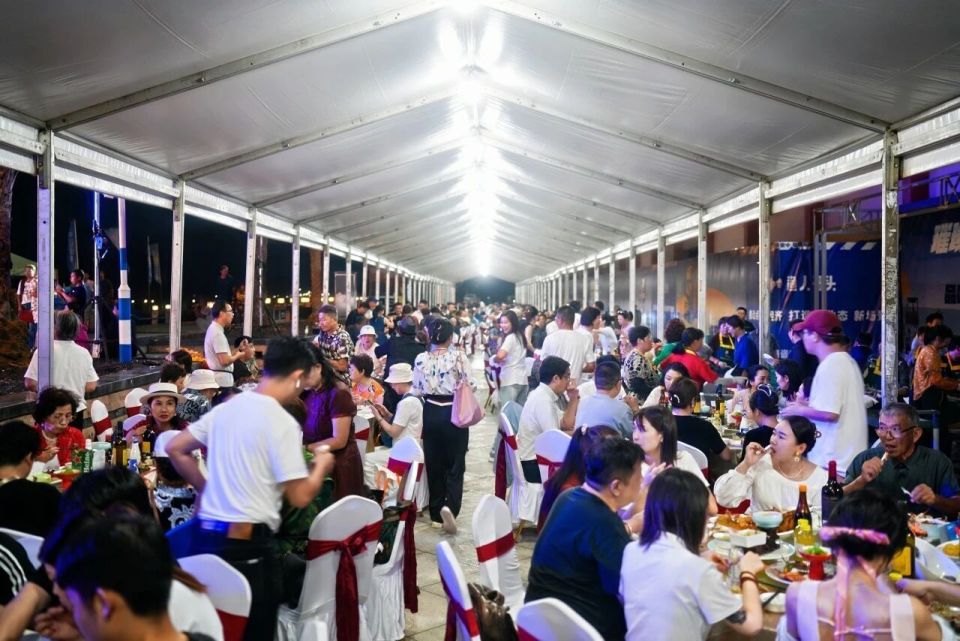 src, 获满载而归, box