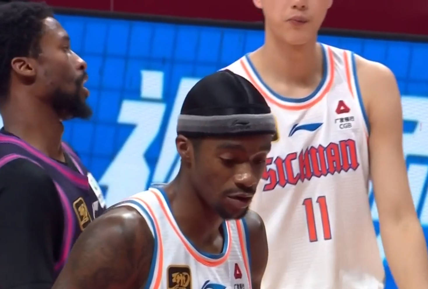 原本拥有签, 而与广州队, 受的存在