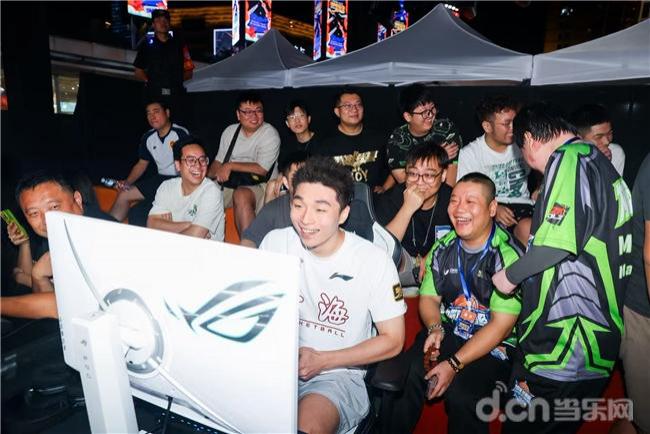 争夺, alt, 总决赛现场